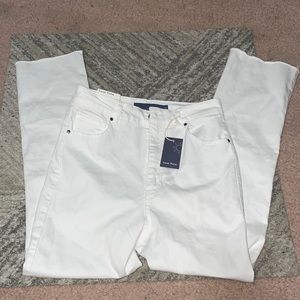 NWT white jeans thats are super high rise; slim straight crop. Size 7/8